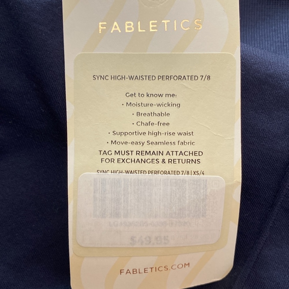 Fabletics 2pc Set - Picture 8 of 12